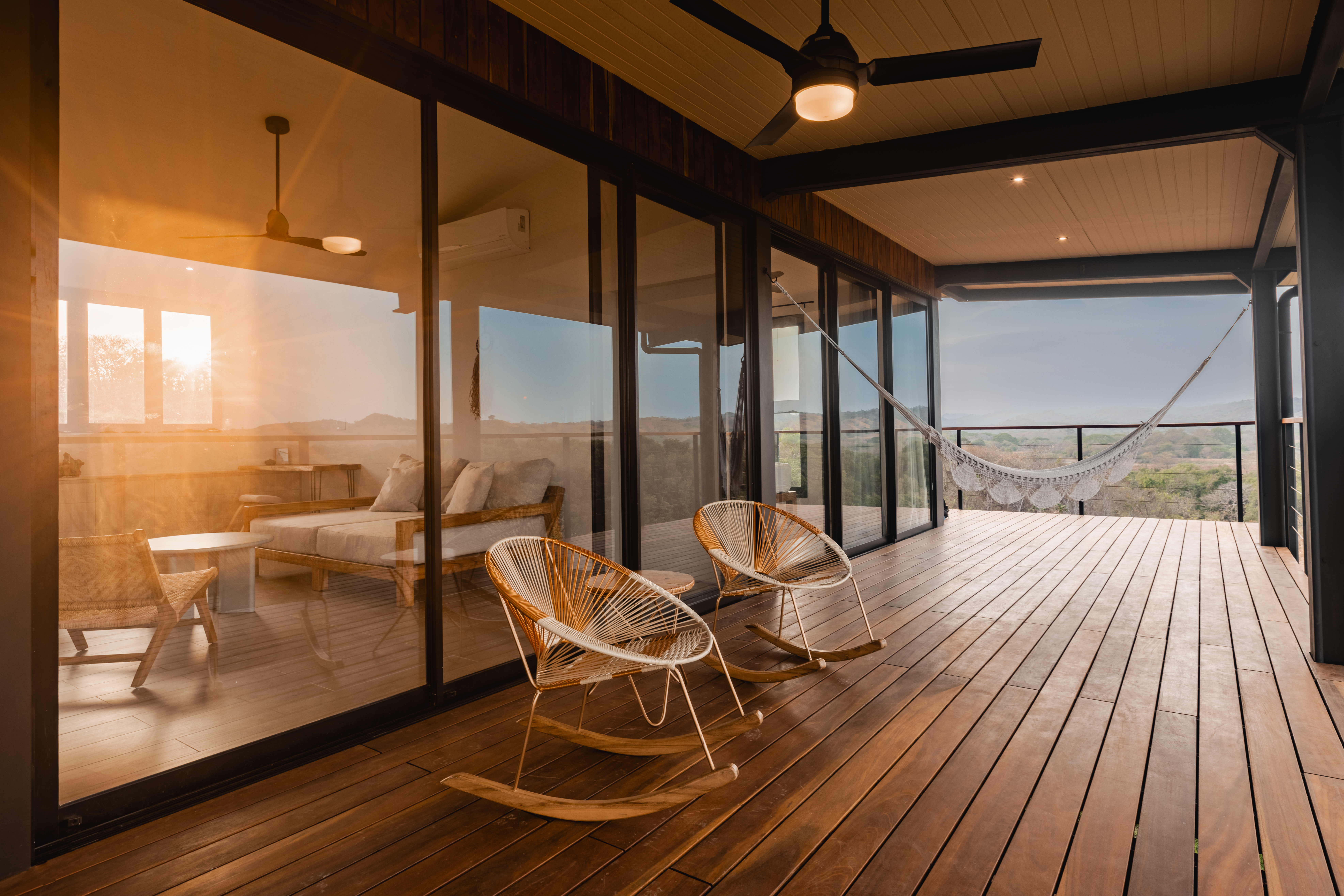Casa Zola Social Reel